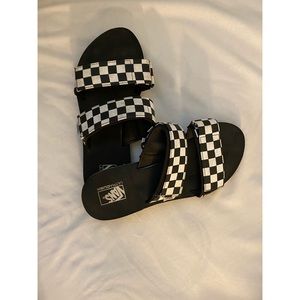 Vans women size 9 sandals.